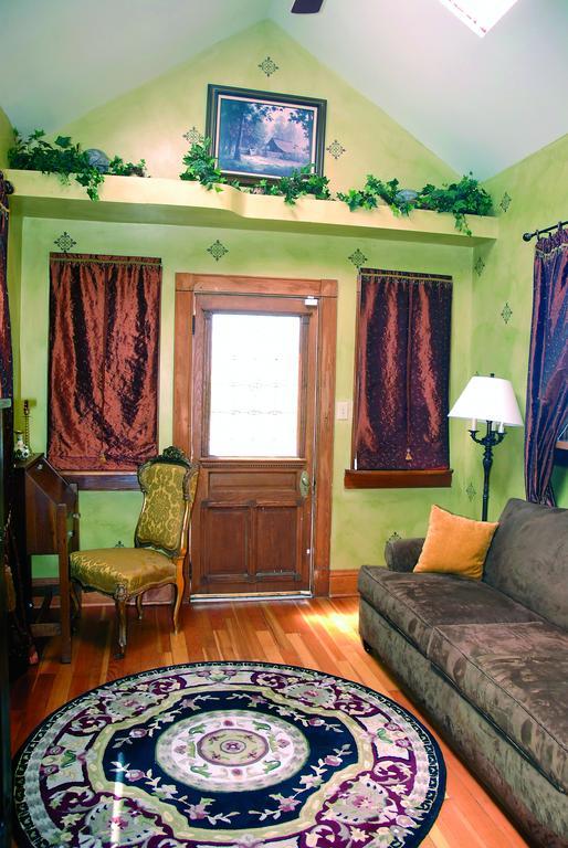 Downtown Historic Bed & Breakfast Αλμπουκέρκι Δωμάτιο φωτογραφία
