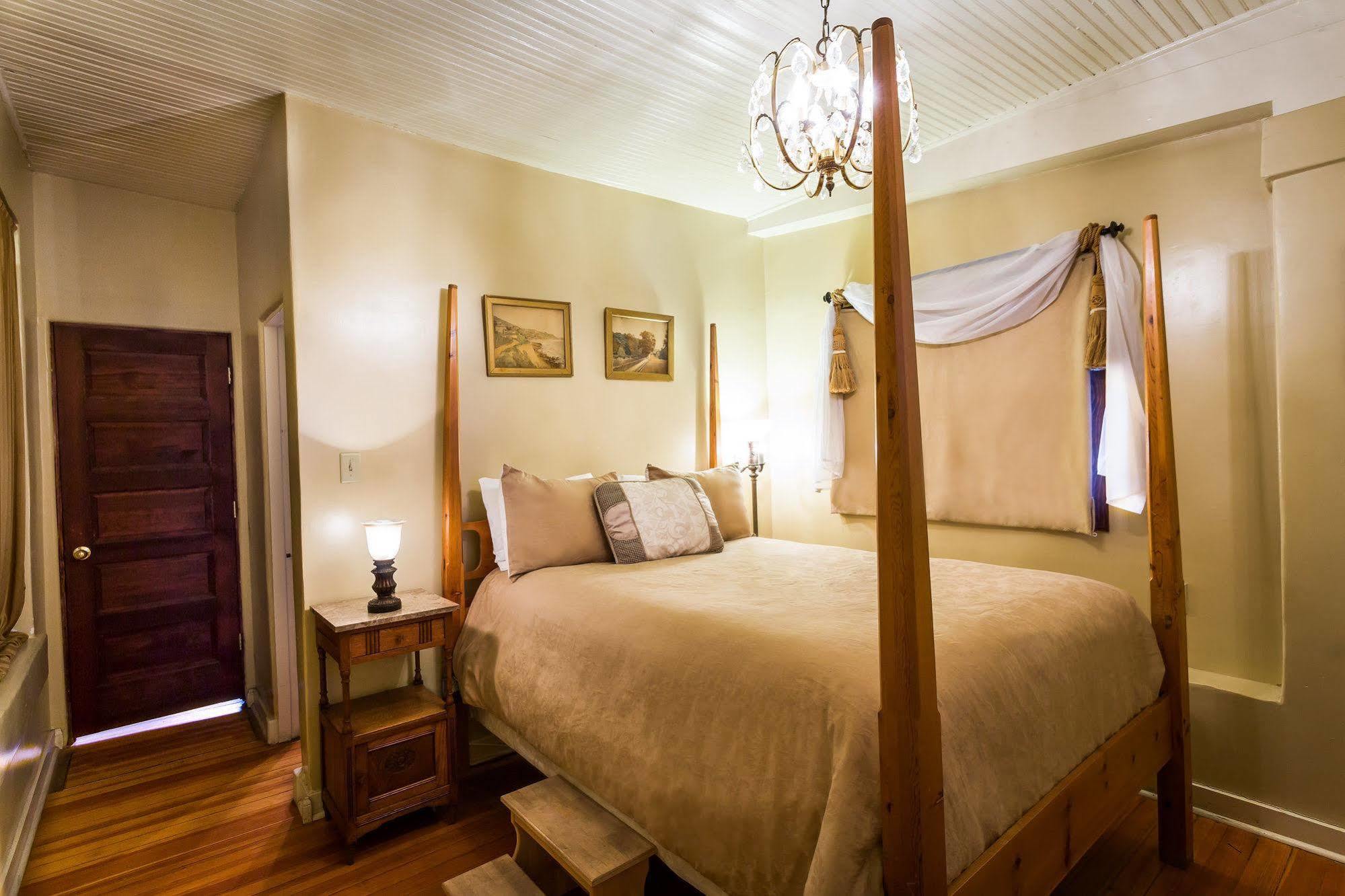 Downtown Historic Bed & Breakfast Αλμπουκέρκι Εξωτερικό φωτογραφία