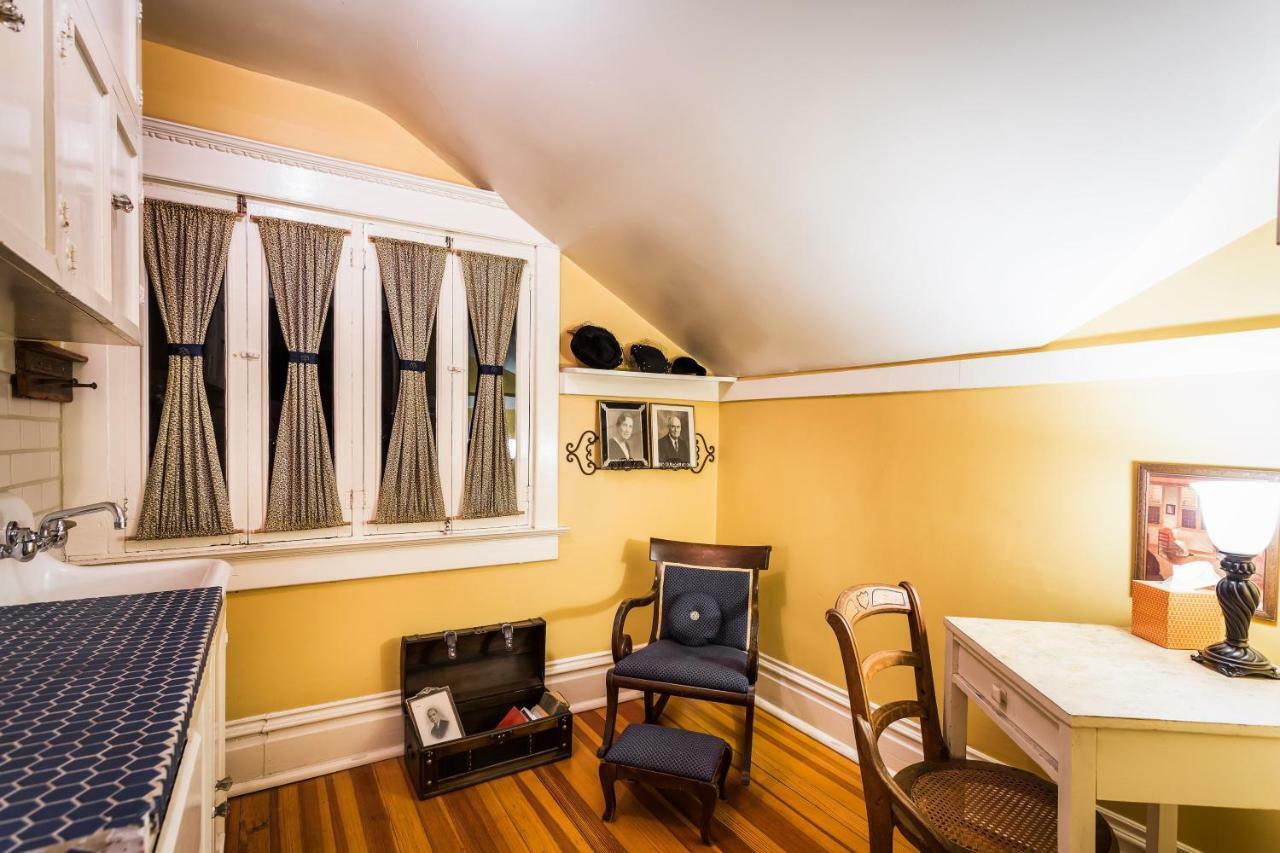 Downtown Historic Bed & Breakfast Αλμπουκέρκι Εξωτερικό φωτογραφία